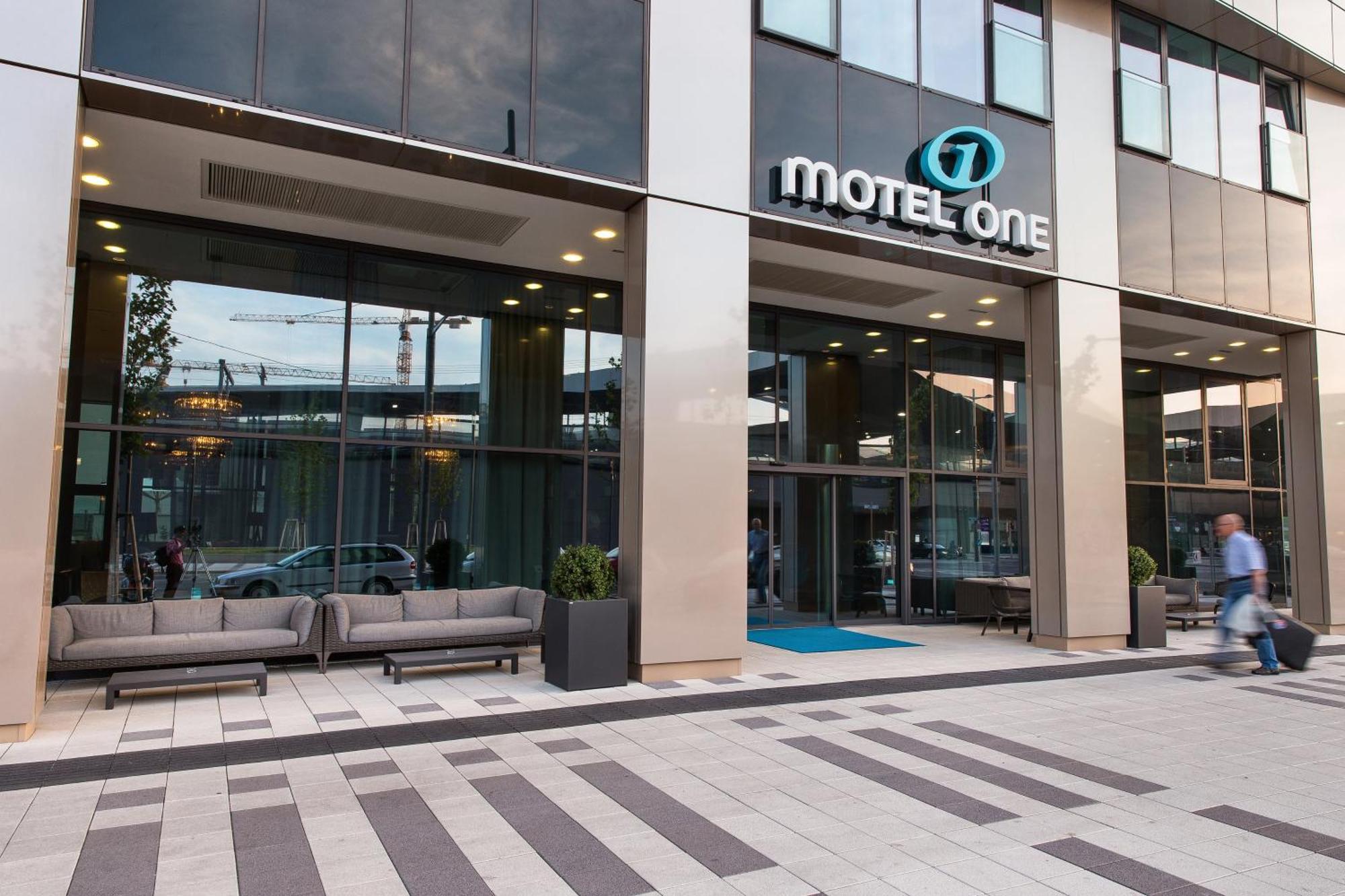 Motel One Wien-Hauptbahnhof ภายนอก รูปภาพ