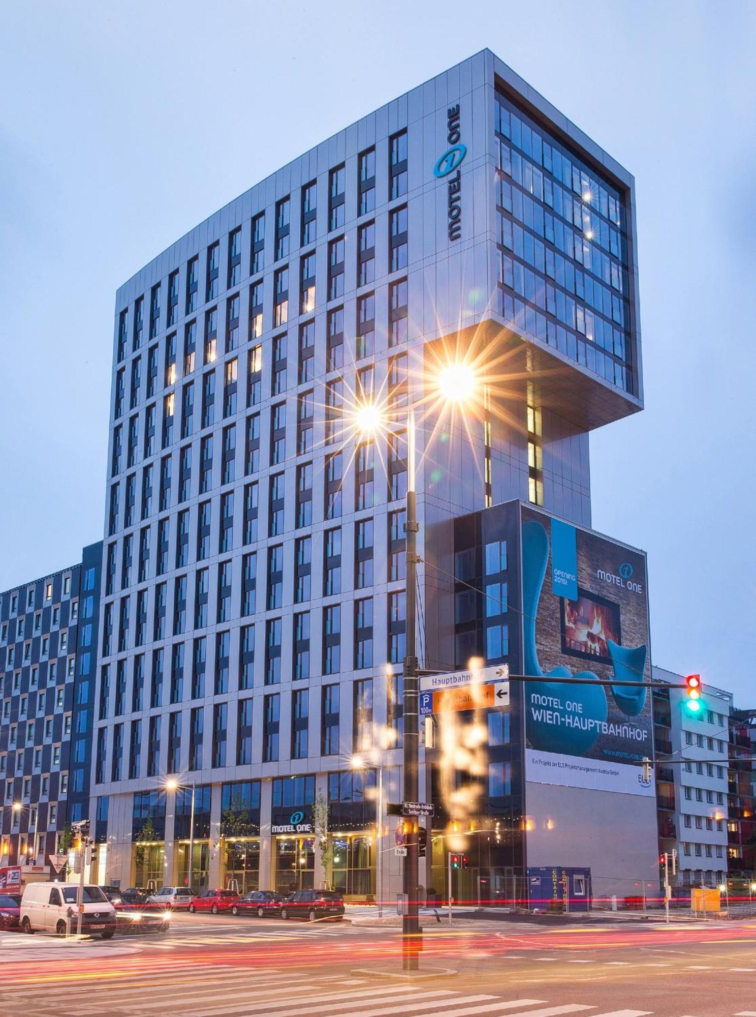 Motel One Wien-Hauptbahnhof ภายนอก รูปภาพ